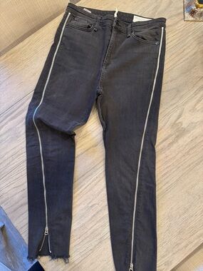 Rag & Bone Women’s Black Zip-Leg Skinny Jeans – Full Side Zippers – Carlton